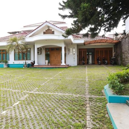 Reddoorz Syariah Near Alun Alun Magelang Bayeman Hotel Kültér fotó